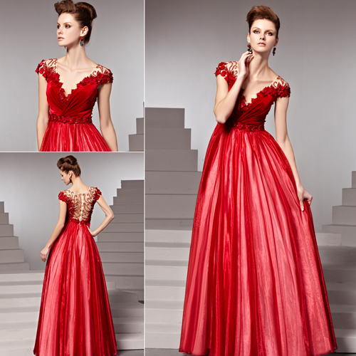 Cod.: 81550 - Vestido Longo Vermelho com Aplicações Florais